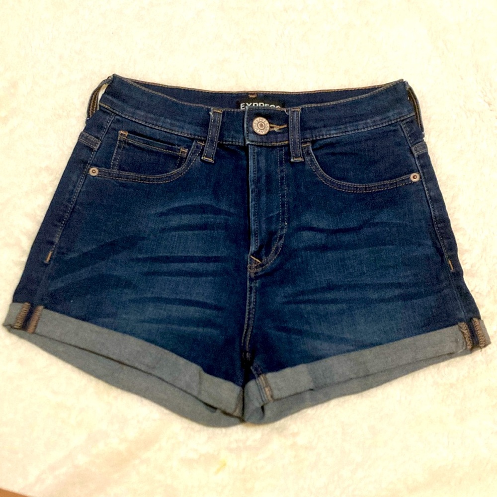 High waist denim shorts